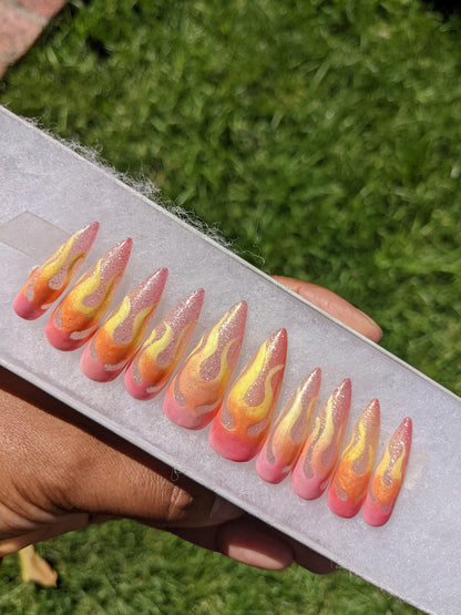 Hot Girl Summer - Color Changing ombré Flame False Press-On Nail Extensions 10pcs
