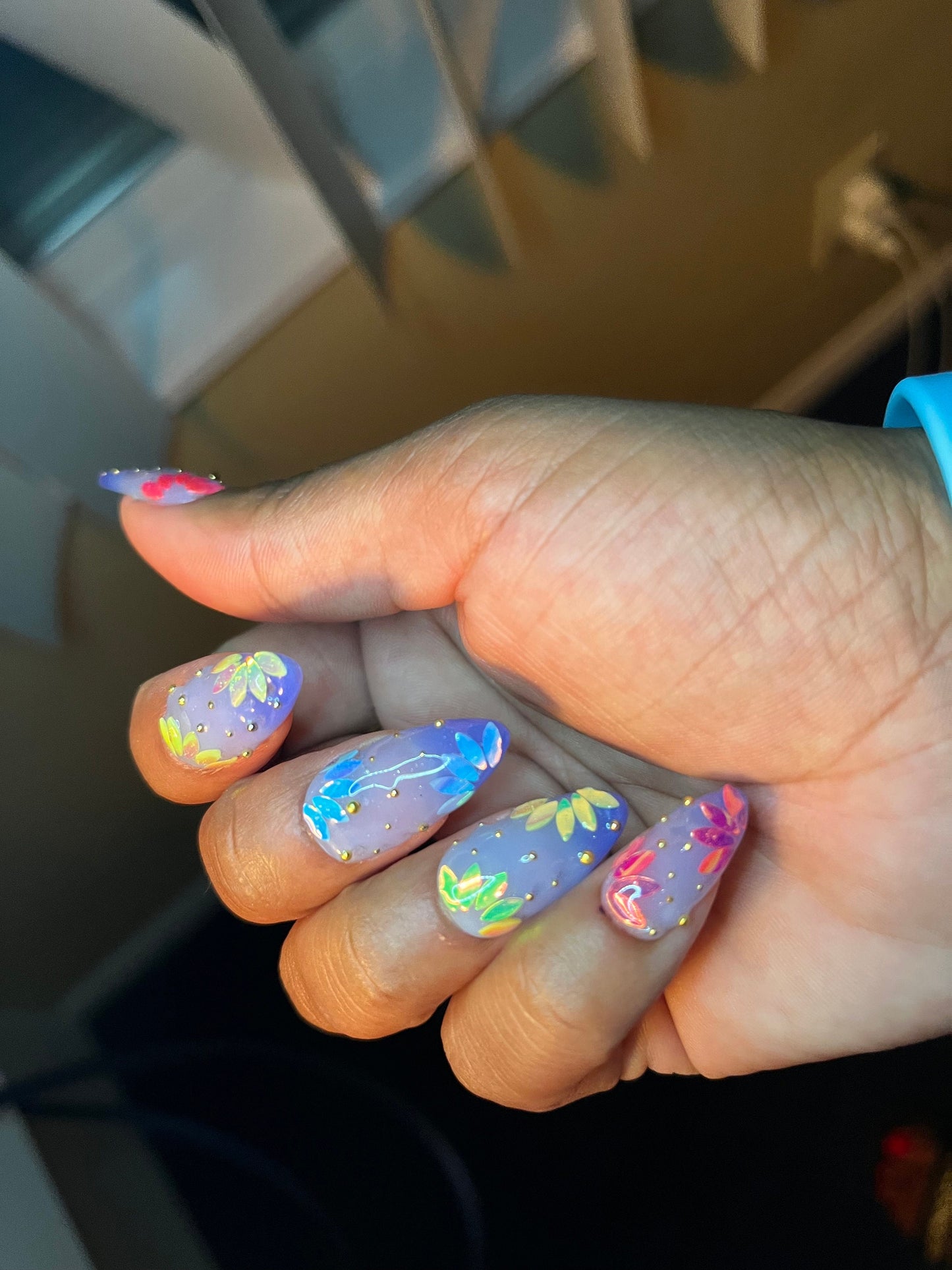 Flower Power - Color Changing Blue Flower Sequin False Press-On Nail Extensions 10pcs