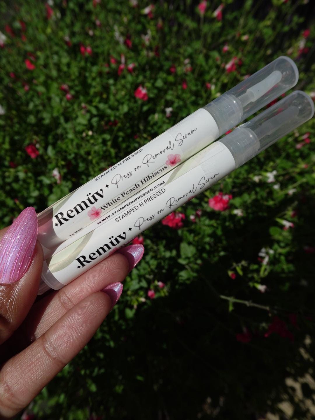 Remüv Press-on Nail Glue Remover Serum Pen - Damage Free Removal!