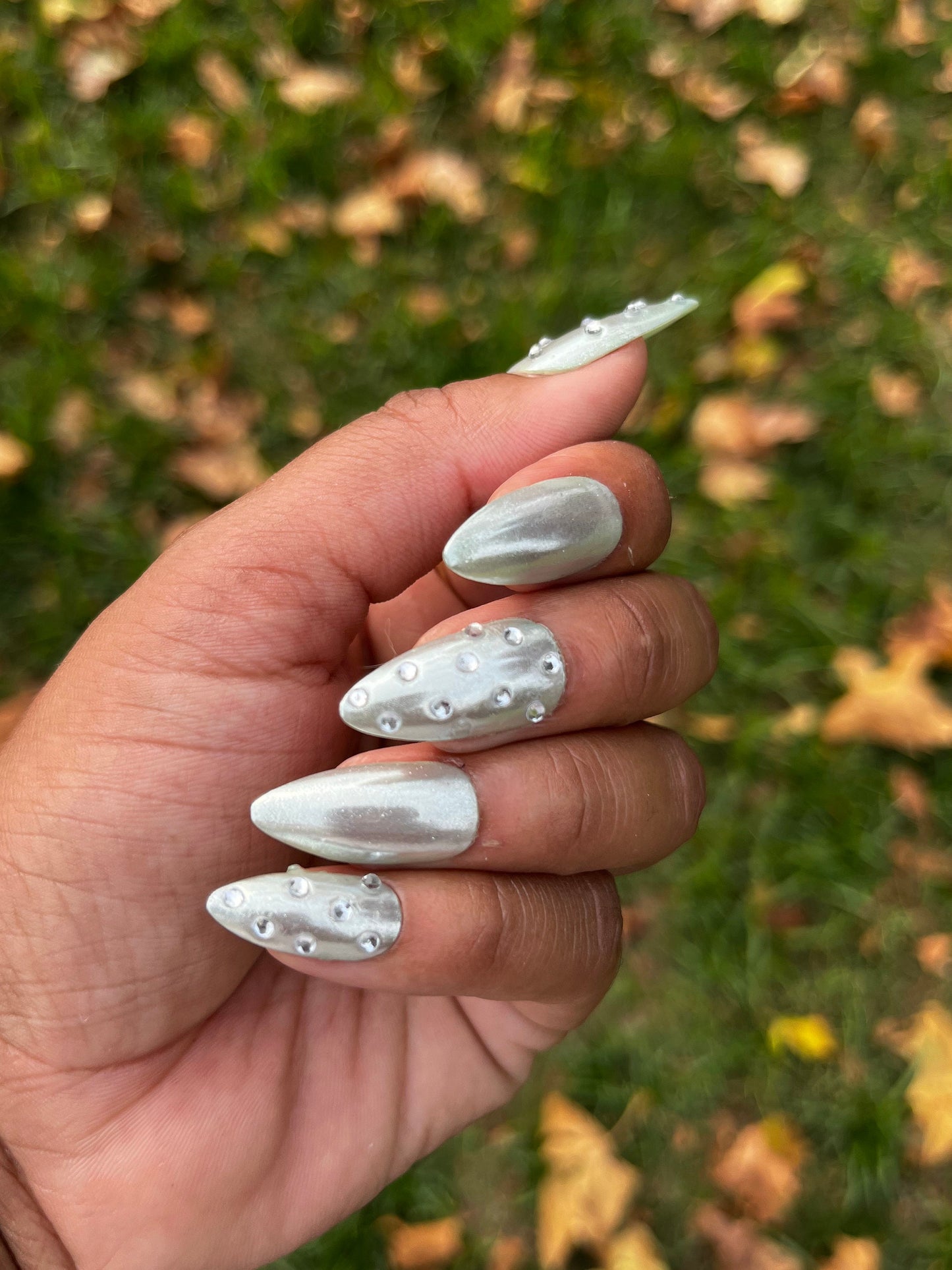 Pistachio Glazed Donut Nails - Sage Green and Rhinestone Pearl Chrome False Press-On Nail Extensions 10pcs