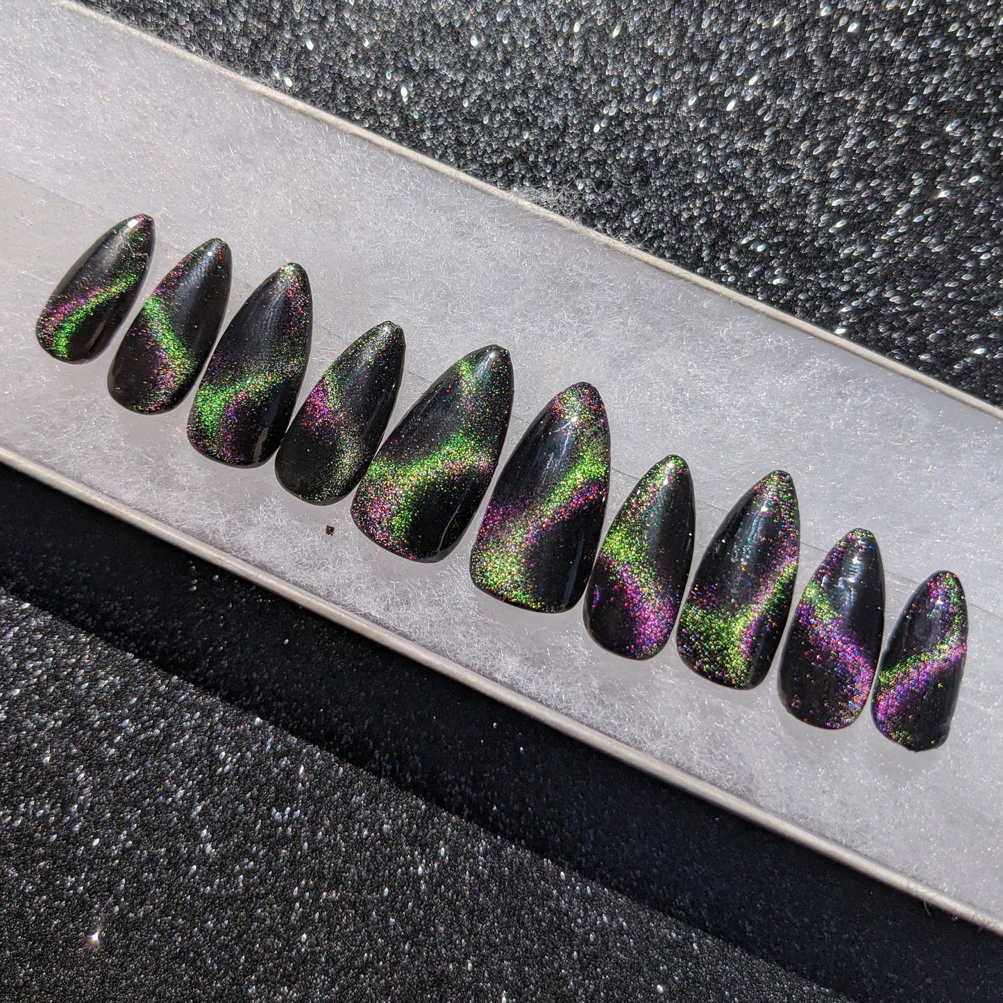 Dragon's Eye - Purple and Green Cat Eye False Press-On Nail Extensions 10pcs