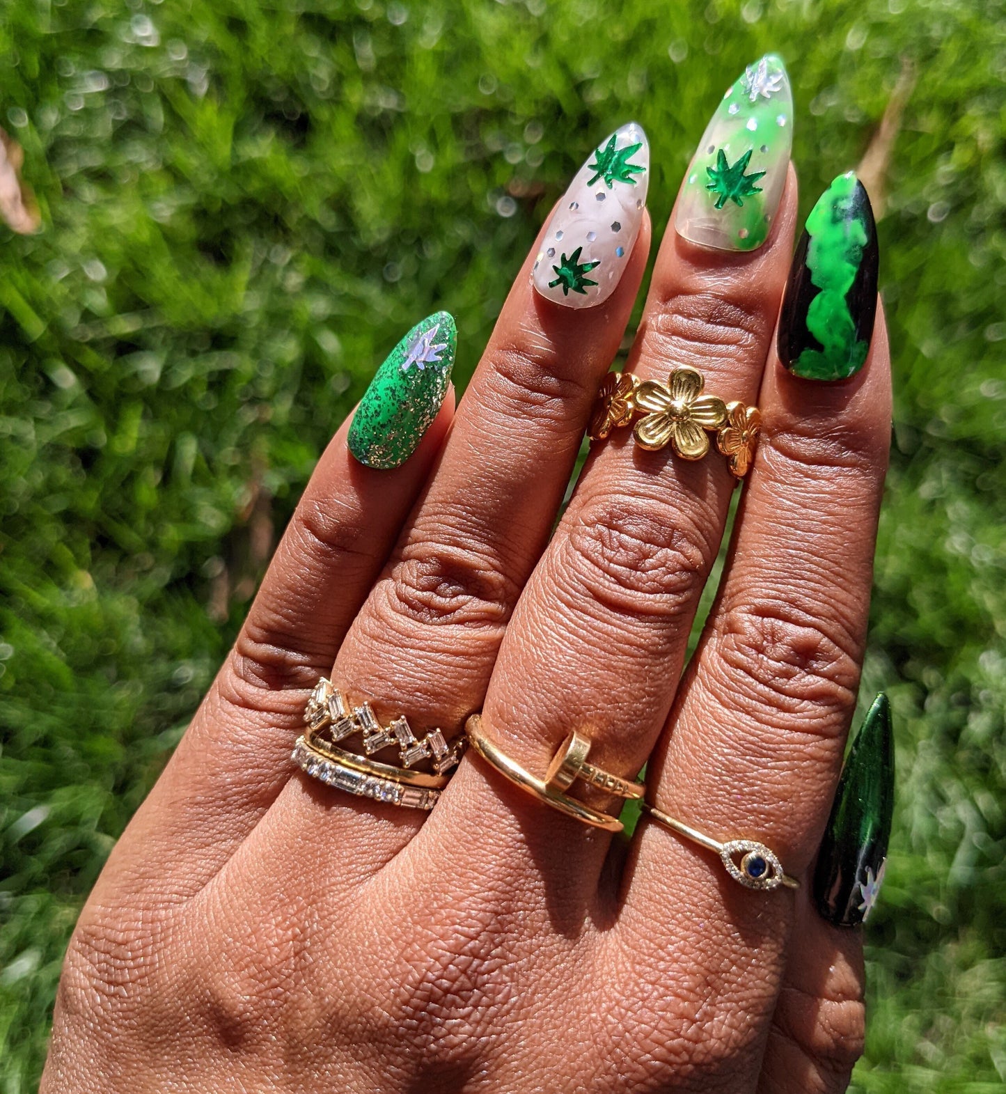 Devil’s Lettuce - Black and Green 420 Marijuana False Press-On Nail Extensions 10pcs