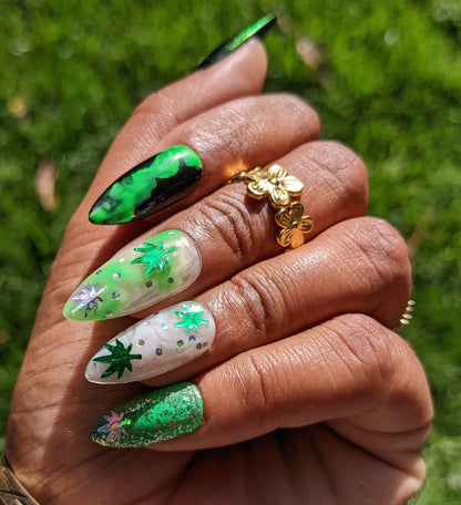 Devil’s Lettuce - Black and Green 420 Marijuana False Press-On Nail Extensions 10pcs