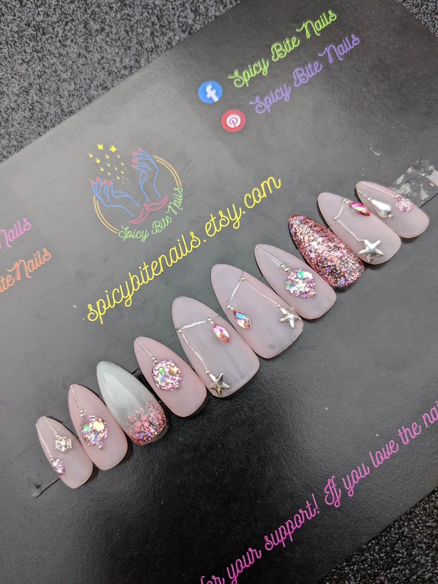 Pink for Christmas - Pink Glitter Nuance Christmas Ornament Press-On Nail Extensions 10pcs