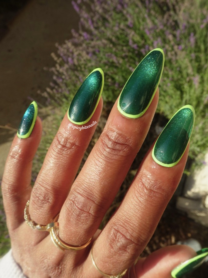 Limewire - Green Cat-Eye and Neon Yellow Press-On Nail Extensions 10pcs