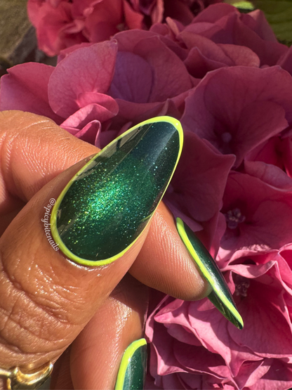 Limewire - Green Cat-Eye and Neon Yellow Press-On Nail Extensions 10pcs
