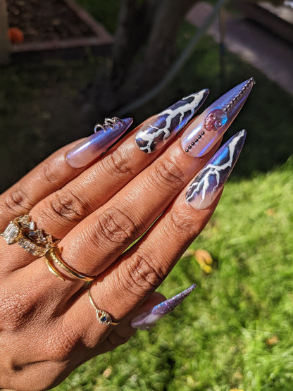 Goddess of Thunder - Color Changing Skull Lightning Black, white and blue color changing False Press-On Nail Extensions 10pcs