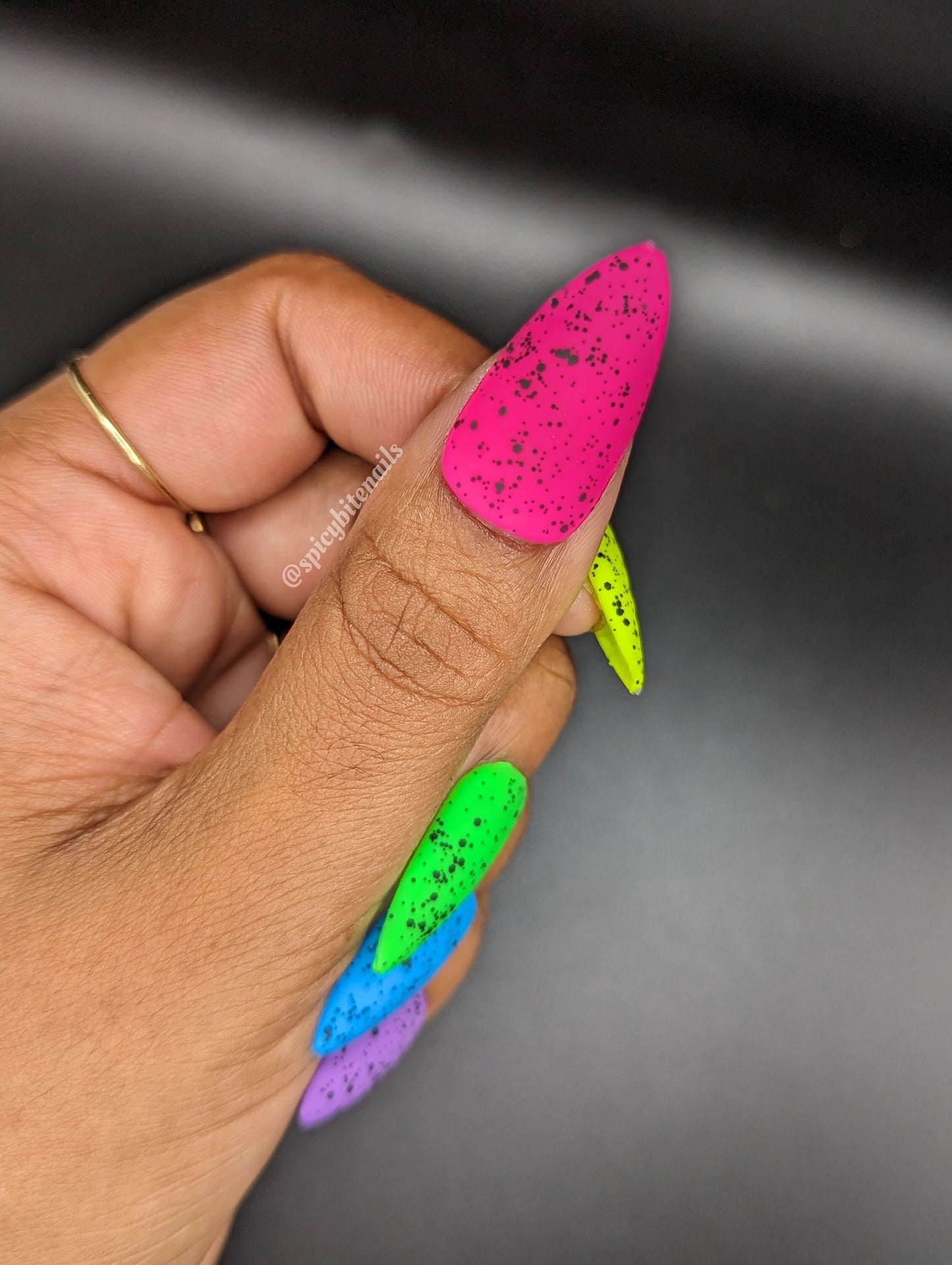 Summer of 95 - Matte Neon Speckled Rainbow Press-On Nail Extensions 10pcs