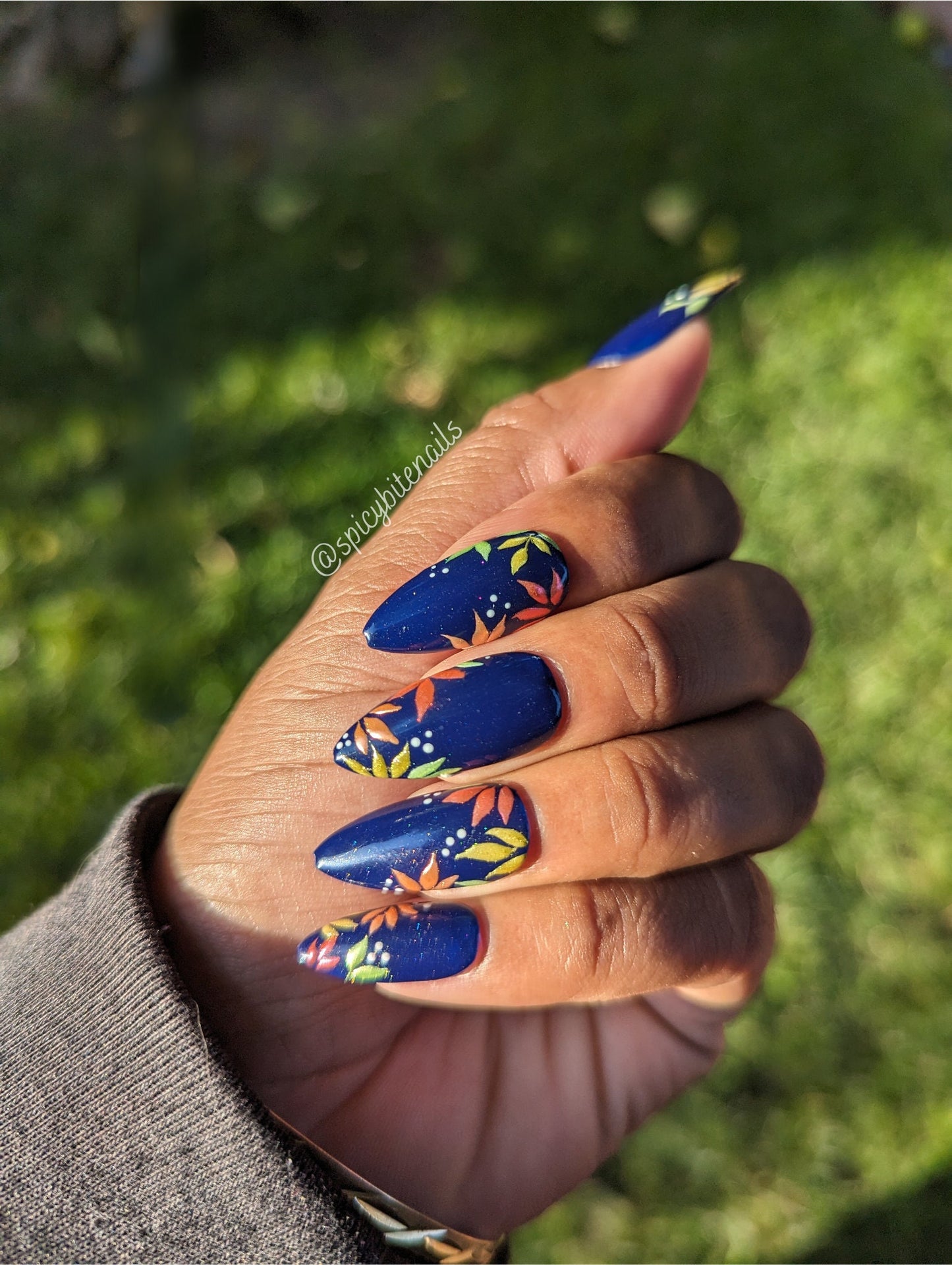 Moody Blooms - Classy Navy and Chrome Flower Press-On Nail Extensions 10pcs