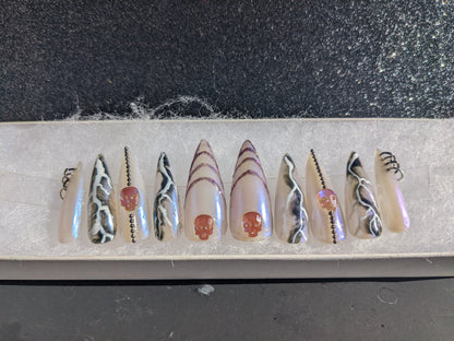 Goddess of Thunder - Color Changing Skull Lightning Black, white and blue color changing False Press-On Nail Extensions 10pcs