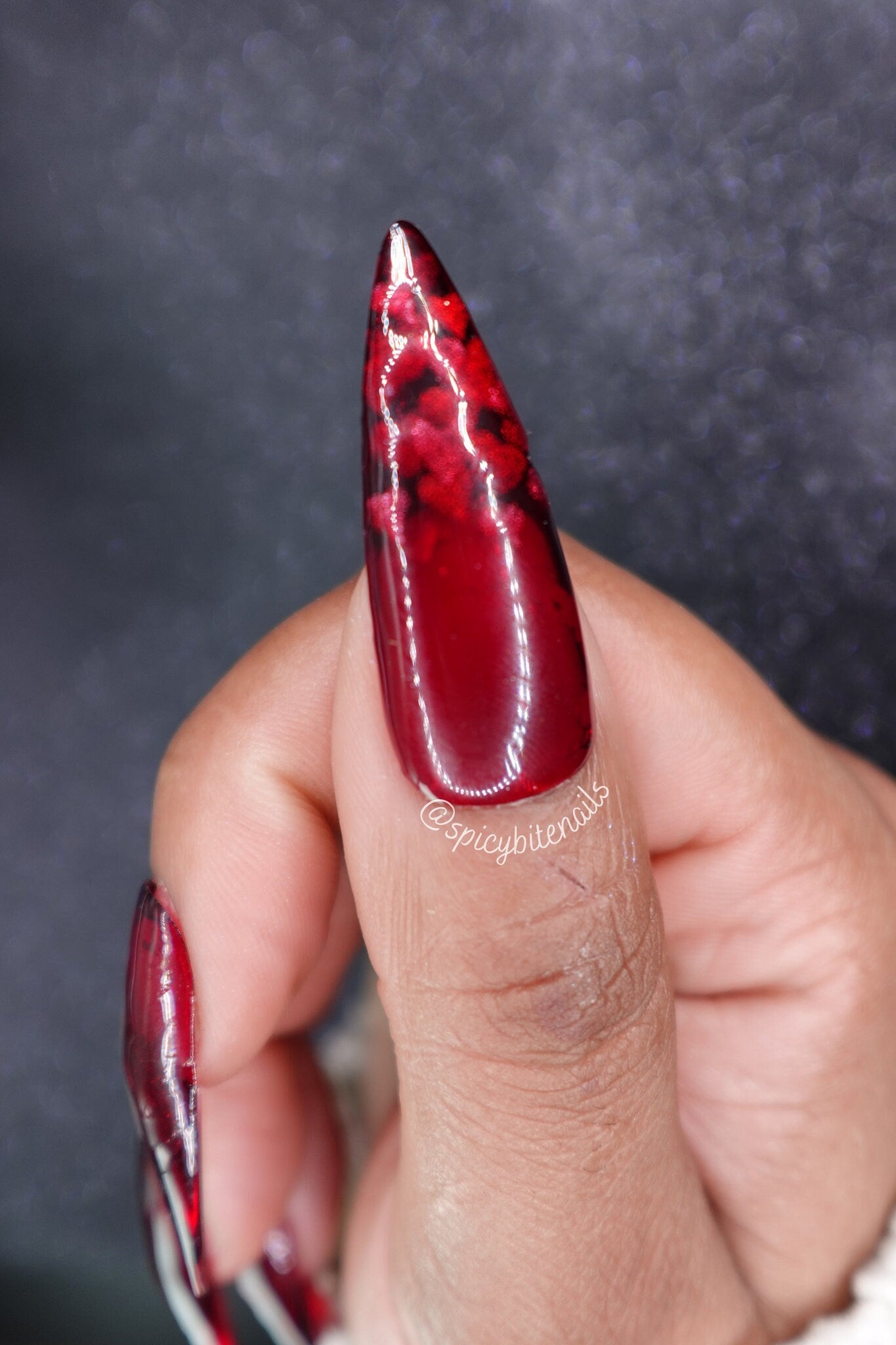 Hidden Hearts - Red Sheer Cat-Eye Heart Valentine's Day False Press-On Nail Extensions 10pcs