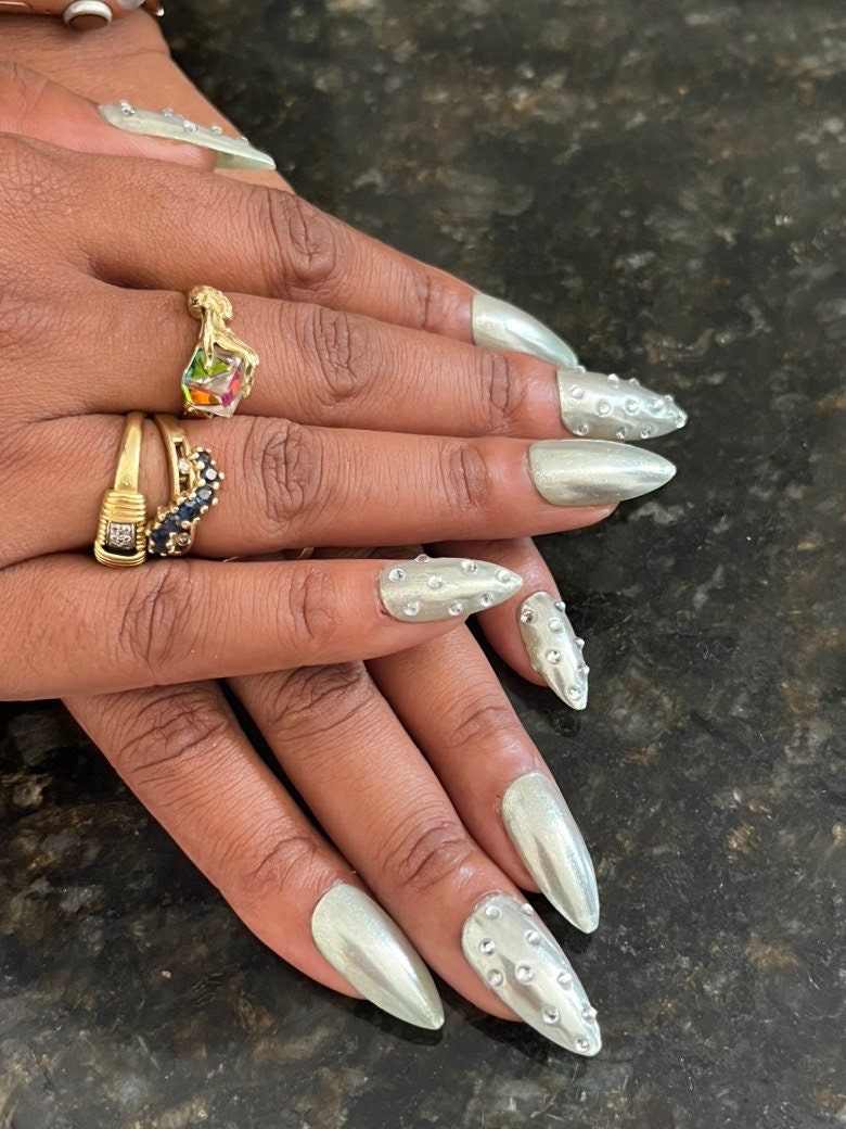 Pistachio Glazed Donut Nails - Sage Green and Rhinestone Pearl Chrome False Press-On Nail Extensions 10pcs