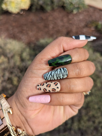 Mismatch - Animal Print and Camouflage mixed up  Press-On Nail Extensions 10pcs