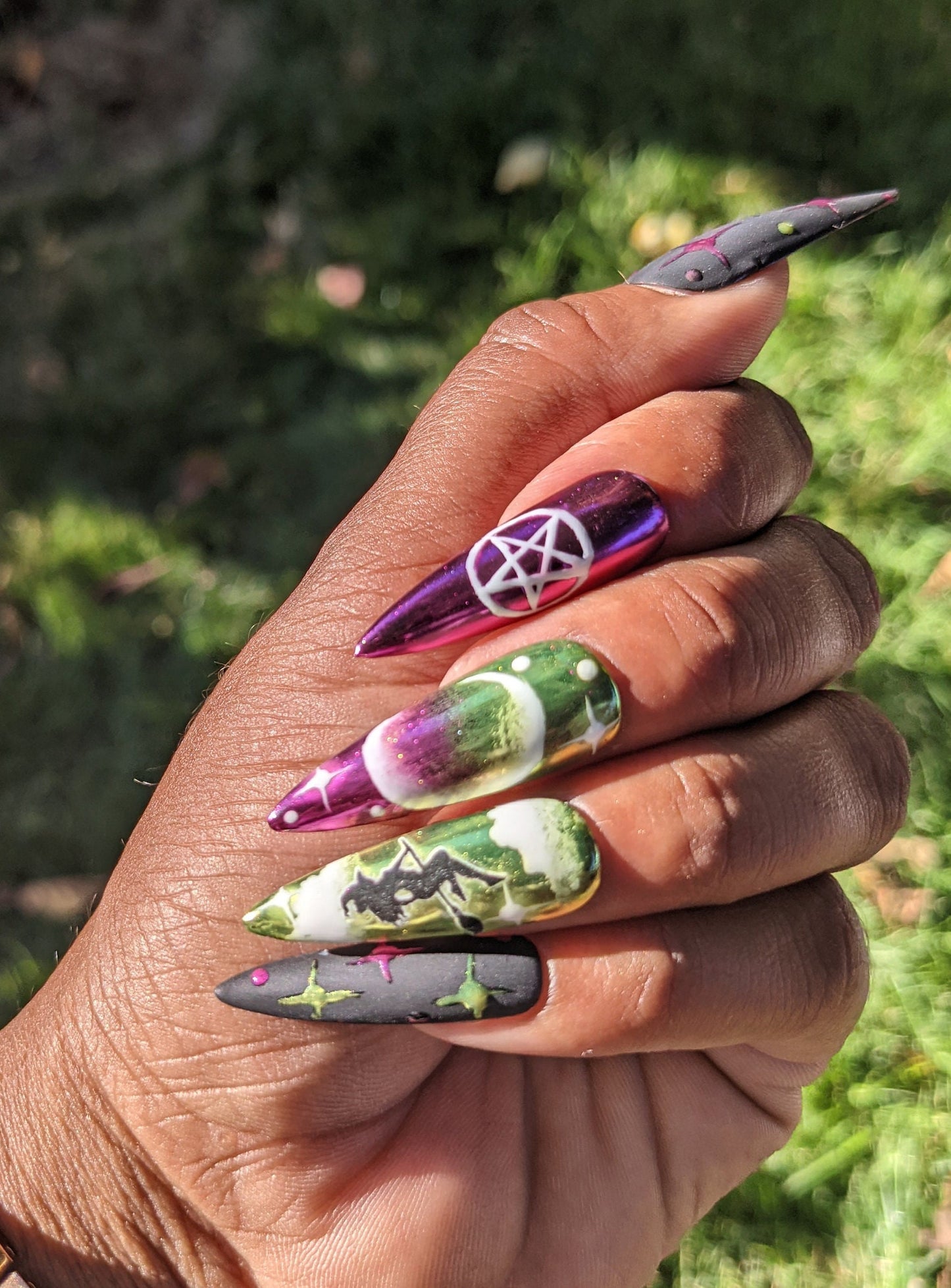 Witch Bitch - Glow in the Dark Witch Purple and Green Chrome False Press-On Nail Extensions 10pcs