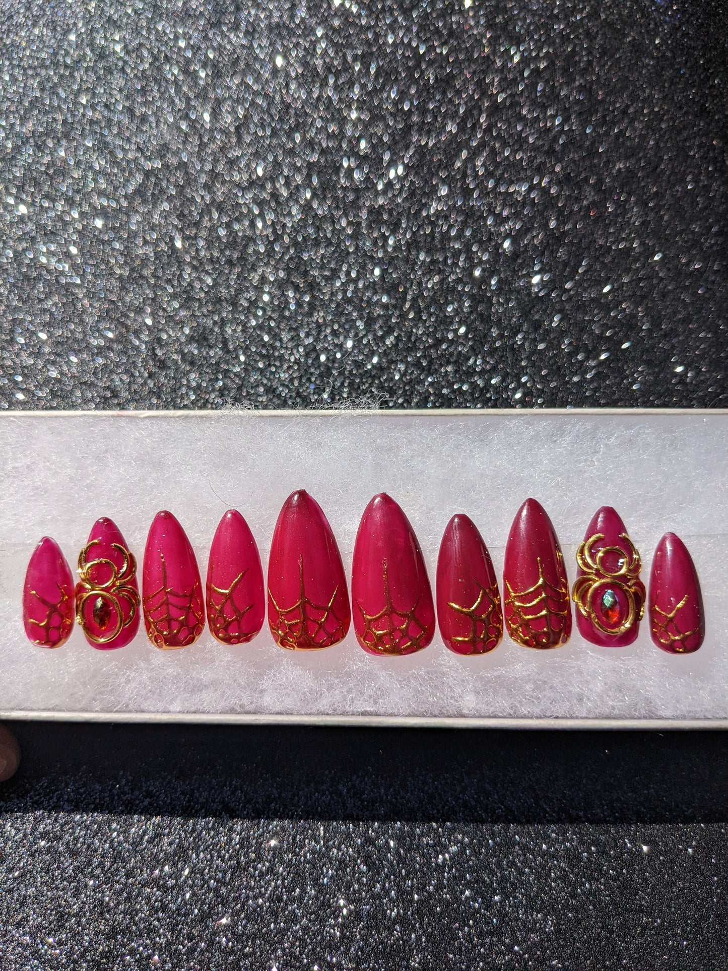 Spider Queen - Color Change Gold Spider Red and Gold False Press-On Nail Extensions 10pcs