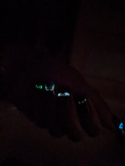 Bump in the Night - Glow in the Dark Reflective Glitter Monster Eyes Halloween False Press-On Nail Extensions 10pcs