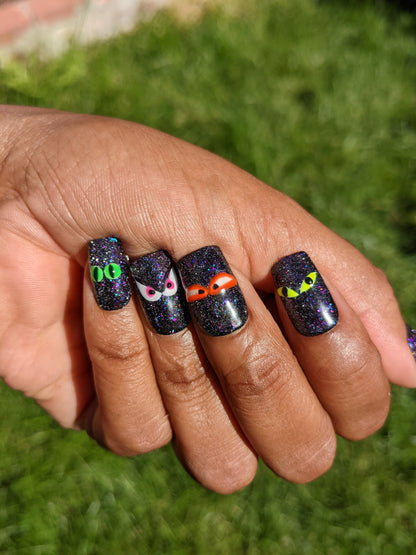 Bump in the Night - Glow in the Dark Reflective Glitter Monster Eyes Halloween False Press-On Nail Extensions 10pcs
