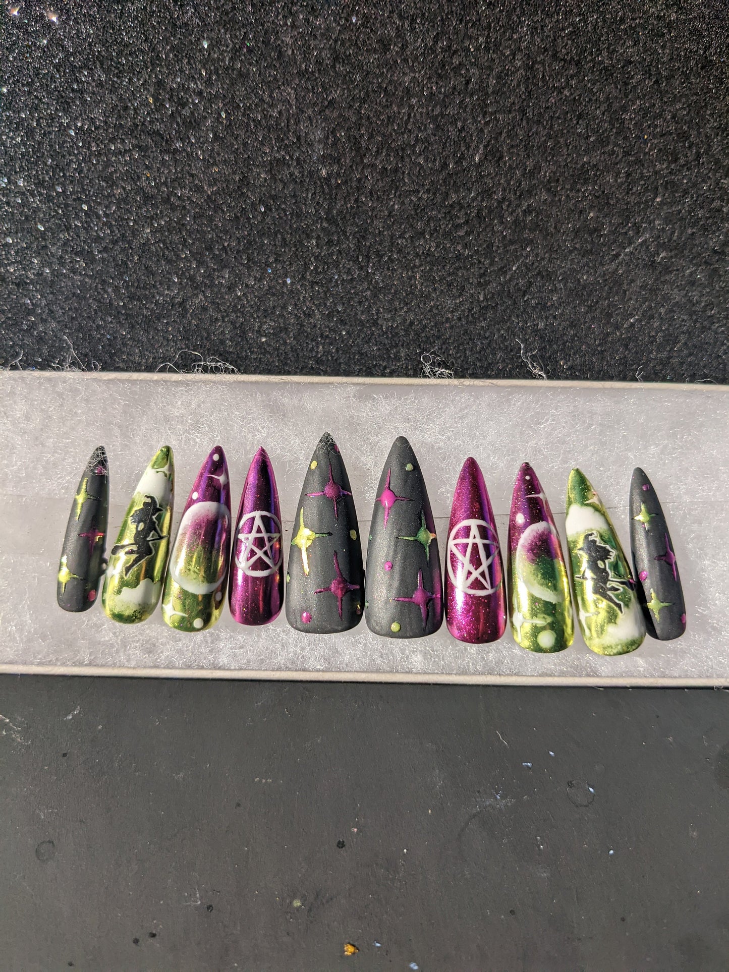 Witch Bitch - Glow in the Dark Witch Purple and Green Chrome False Press-On Nail Extensions 10pcs