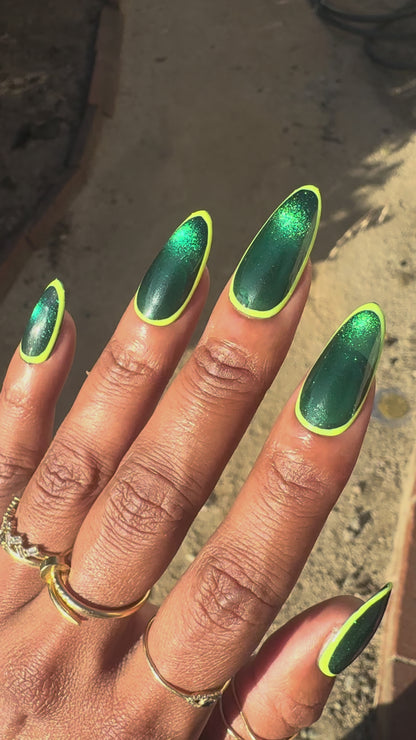 Limewire - Green Cat-Eye and Neon Yellow Press-On Nail Extensions 10pcs